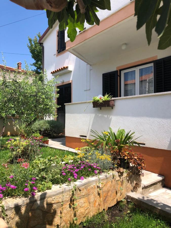 Novigrad Istria Corinne Garden Residence מראה חיצוני תמונה